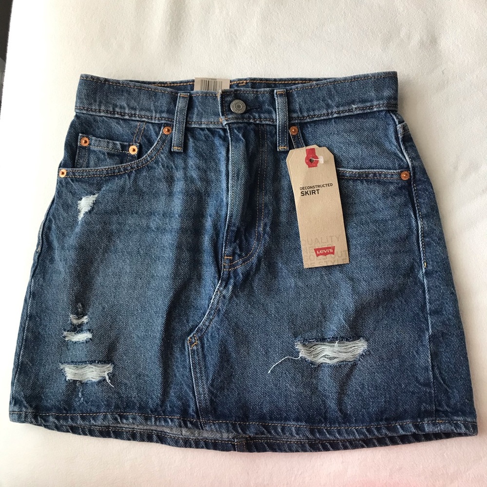 Levi’s skirt